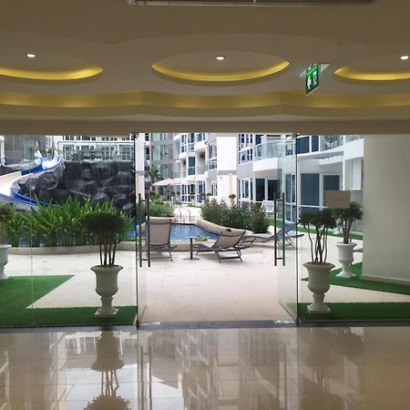 Luxury Business Suits In Grand Avenue By Pattaya City Estates Exterior foto